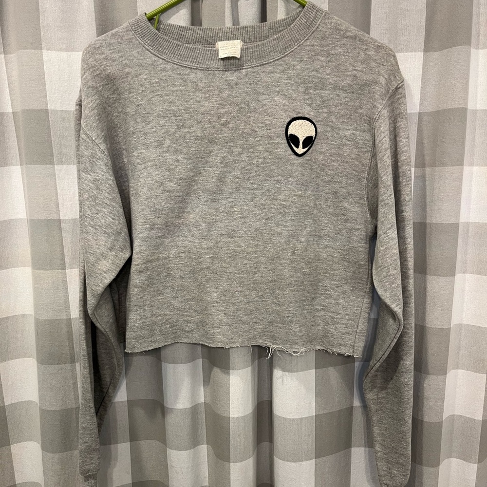 Brandy Melville Gray Cropped Sweatshirt with Alien Patch